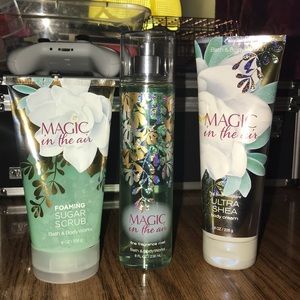 Bath and body works, magic in the air “wish” set.